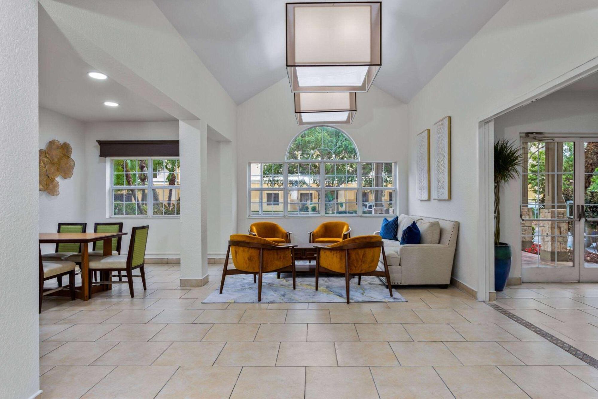 Baymont By Wyndham Orlando-International Dr-Universal Blvd Exterior foto