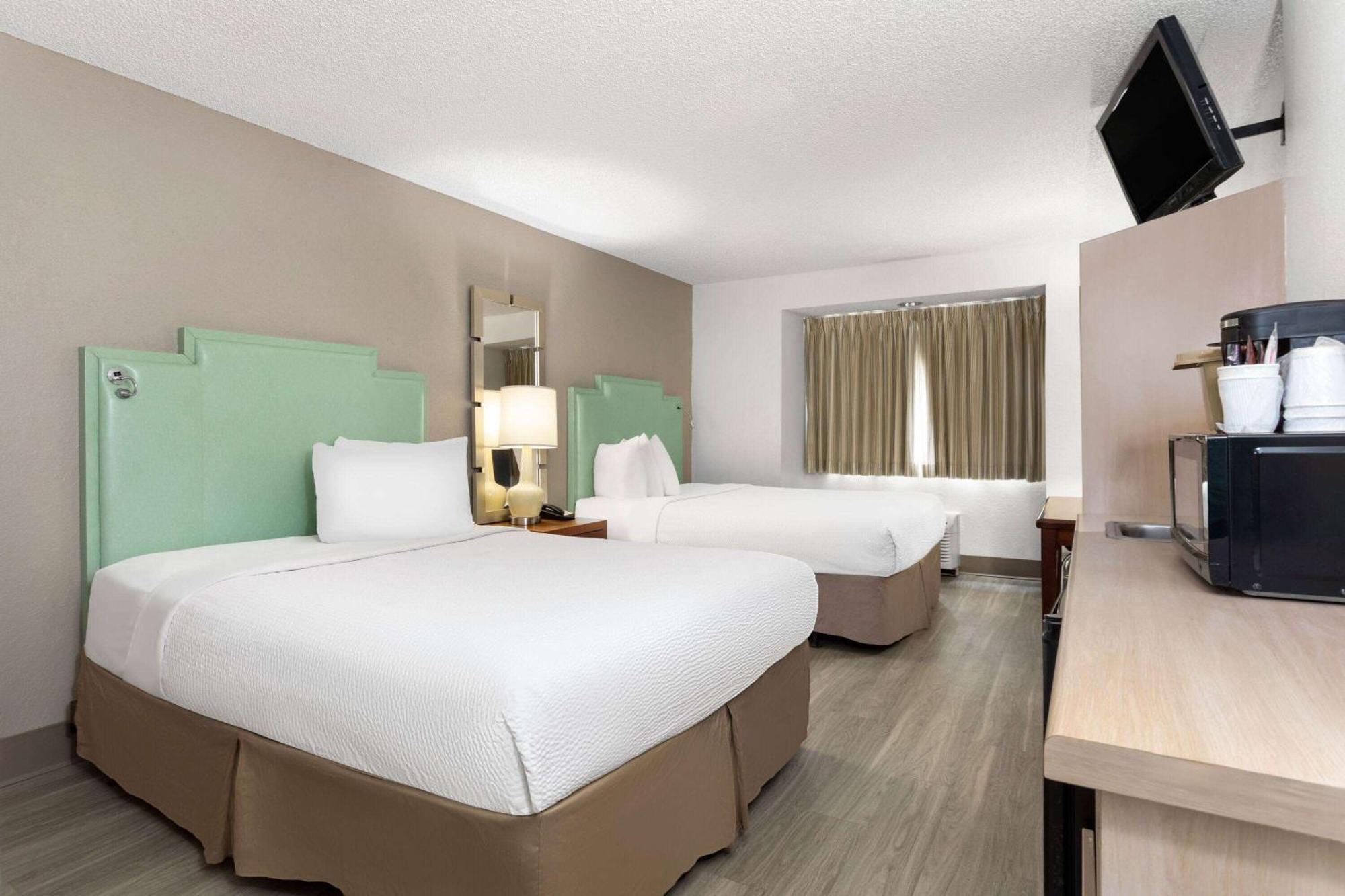 Baymont By Wyndham Orlando-International Dr-Universal Blvd Exterior foto