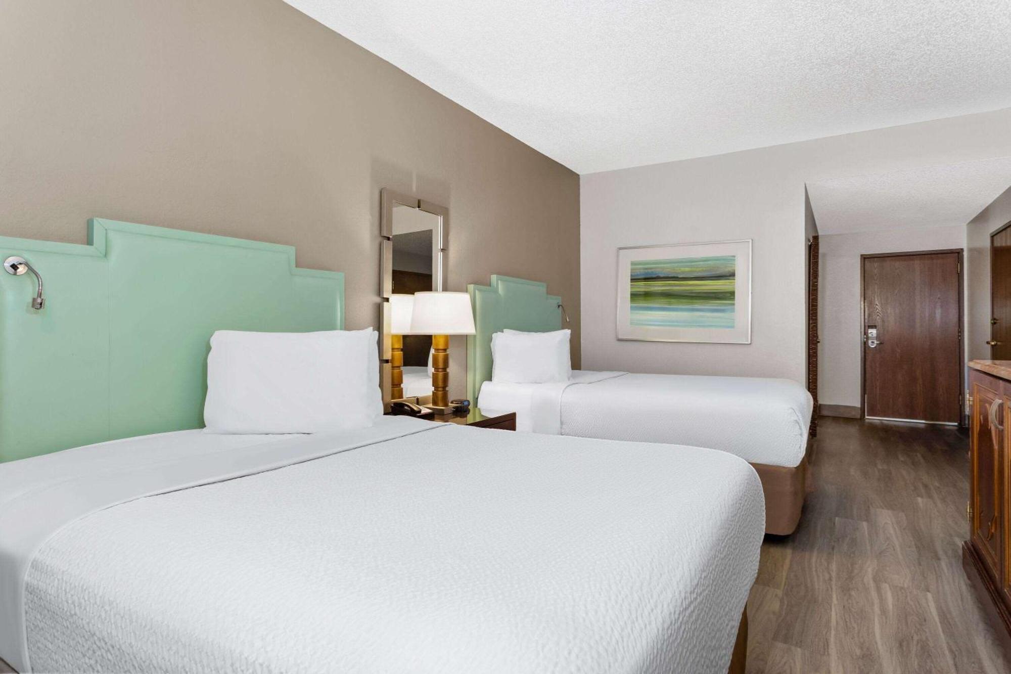 Baymont By Wyndham Orlando-International Dr-Universal Blvd Exterior foto